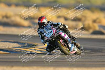 media/Nov-17-2024-CVMA (Sun) [[1fec520723]]/Race 18-Supersport Middleweight/